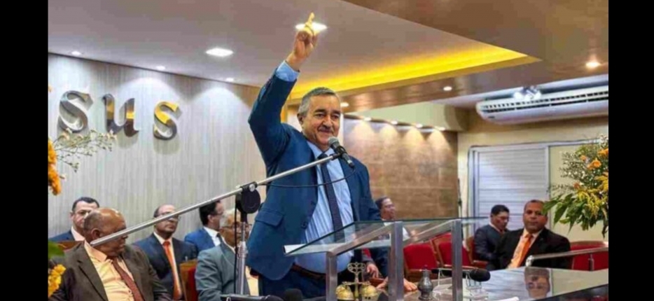 Ivonaldo Albuquerque suspende agenda ministerial ap�s enfrentar problemas de sa�de